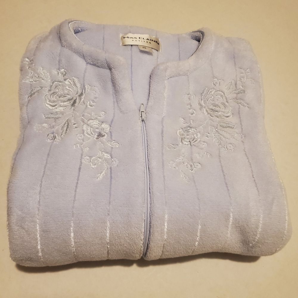 Miss Elaine Lounger Robe - Picture 9 of 9